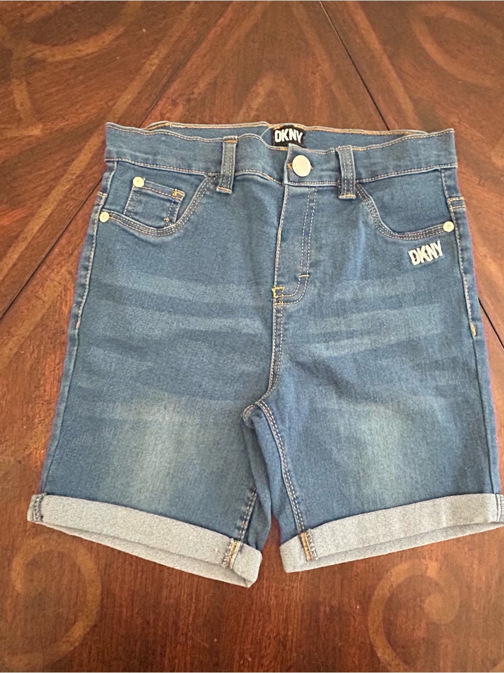 DKNY NWOT Girls Denim Shorts Silver Logo Embroidered & Cuffed Hem - Size 8